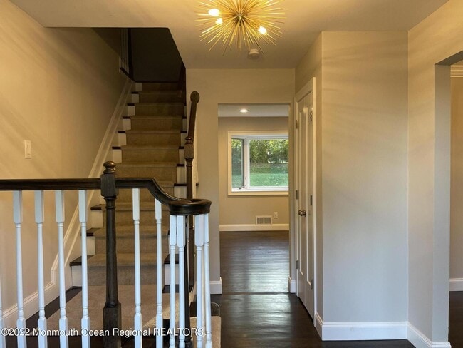 Building Photo - 5 Stockport Way