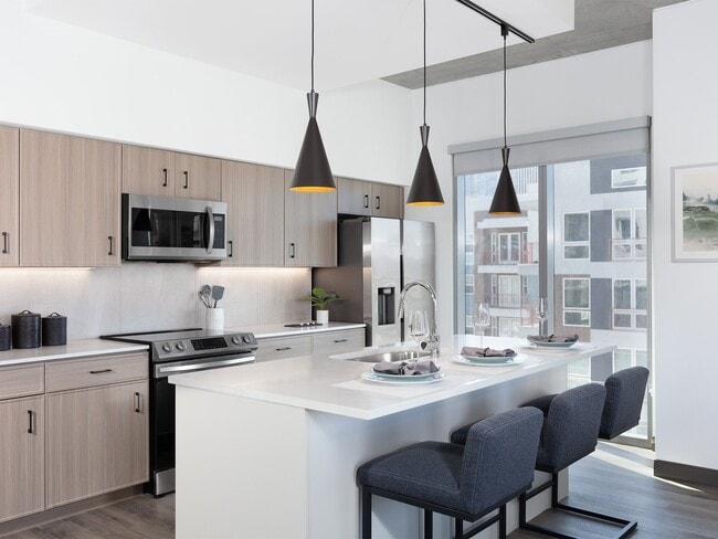 Interior Photo - AVE Phoenix Sky
