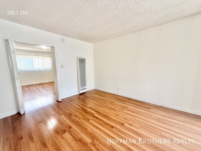 Foto del edificio - 838 N Normandie Ave