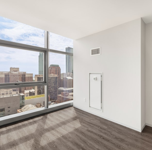 Building Photo - 720 S Clark St