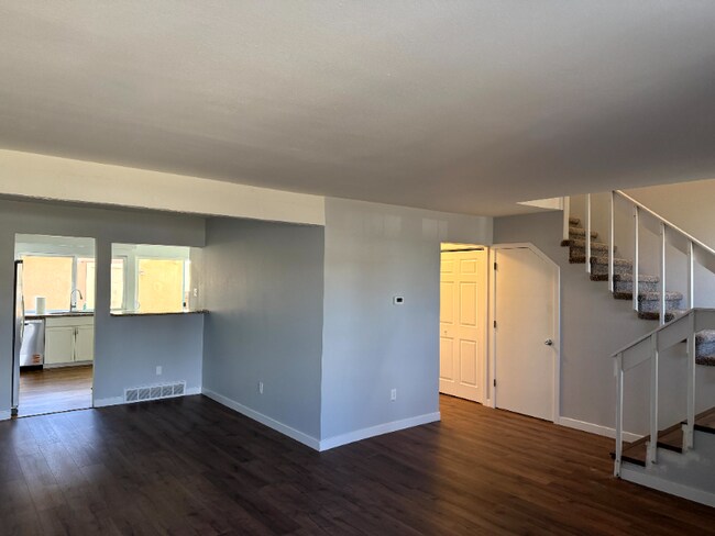 Building Photo - 13029 E Bethany Pl