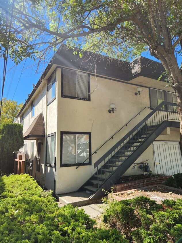 Foto principal - 1110 Douglas Ave