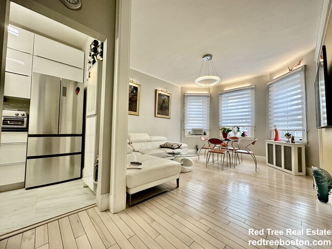 Building Photo - 311 Allston St