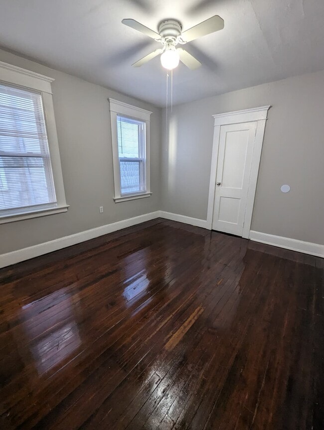 Building Photo - 1700 State St