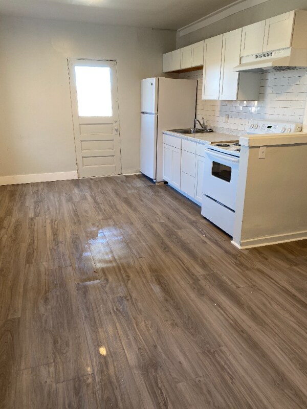 709 Carothers Ave Unit 6, Carnegie, PA 15106 Room for Rent in