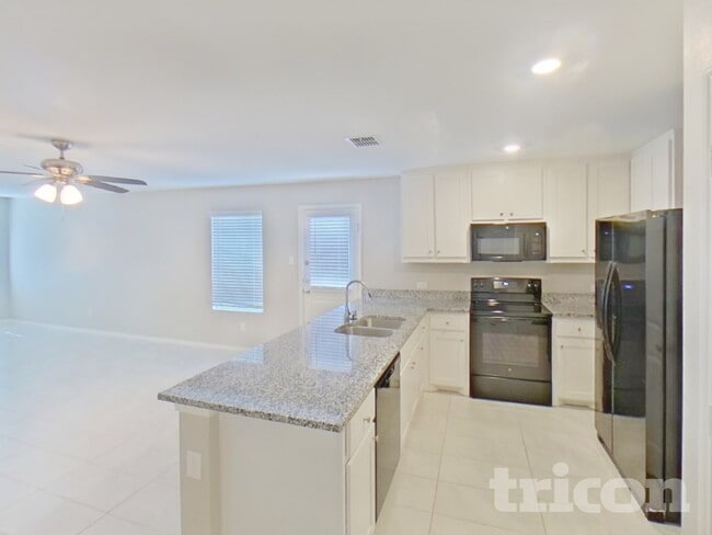 Building Photo - 116 Cornstalk Ln