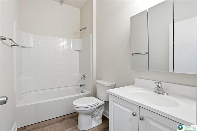 Foto del edificio - 109 S Centre St