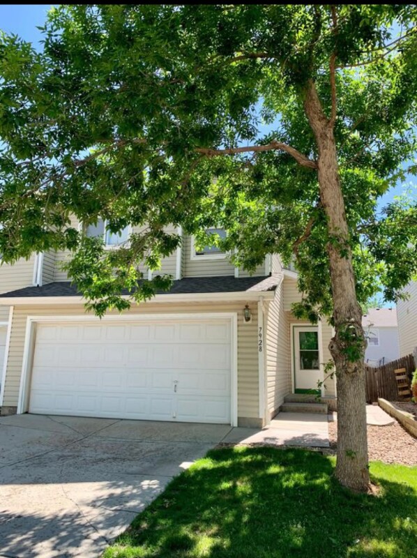 Foto principal - 7928 S Kittredge St