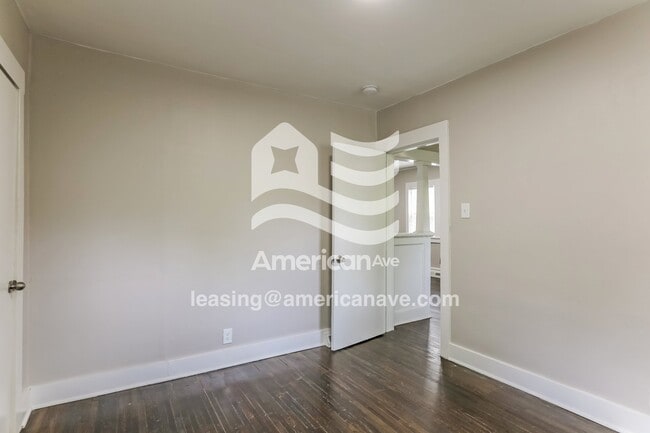 Foto del edificio - 6929 Chestnut Ave