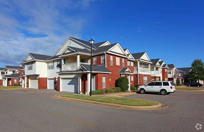 Building Photo - Inverness Apartments