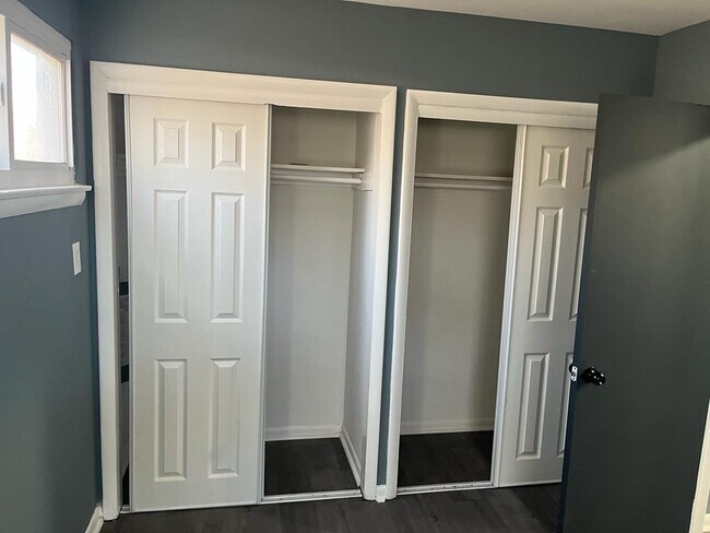 Building Photo - 724 NJ-54