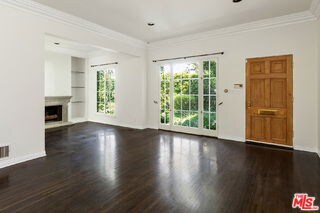 Building Photo - 403 S Bedford Dr