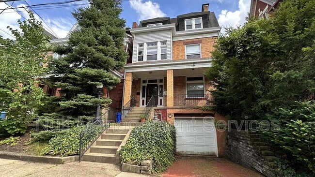 Building Photo - 5912 Alder St