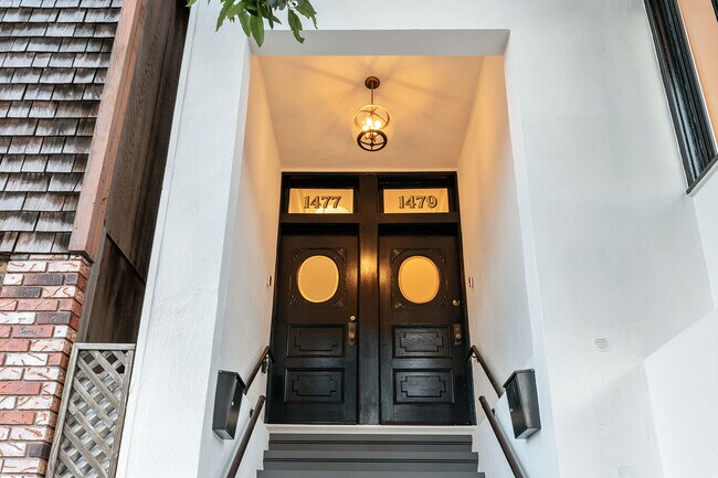 Building Photo - 1479 Guerrero St