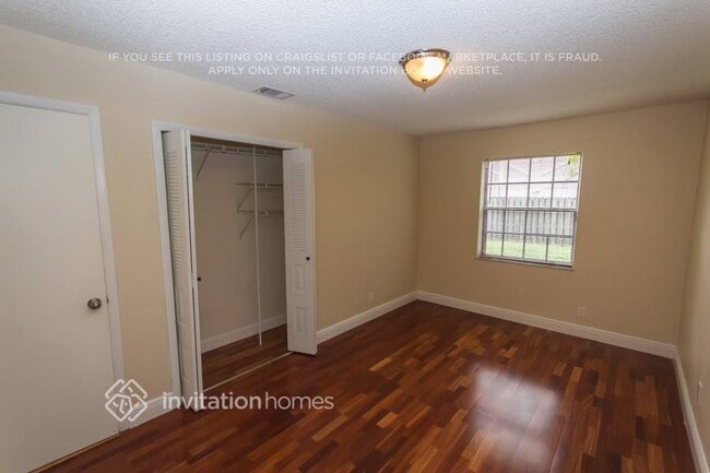 Building Photo - 842 SW 159th Terrace