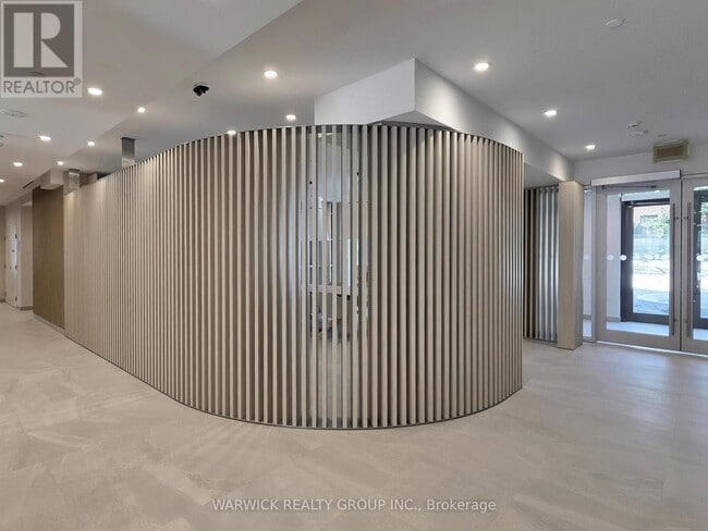 Building Photo - 4365 Bloor St W