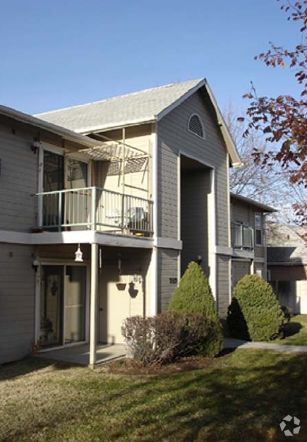 Building Photo - Silverwood Apartments