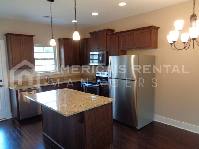 Foto del edificio - 4387 Ridgemont Cir