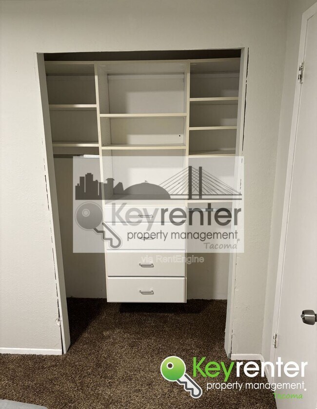 Foto del edificio - 1302 E 40th St