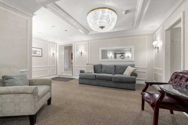 Building Photo - 362 Commonwealth Ave