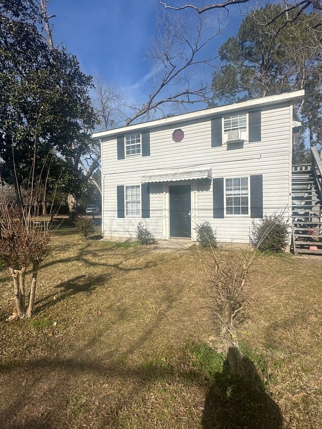 Primary Photo - 11 Strozier St