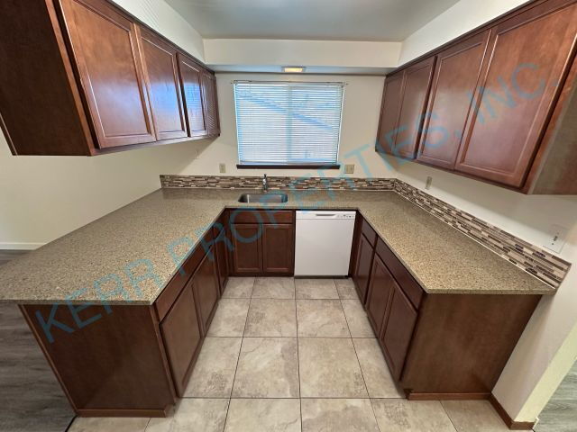 Foto del edificio - 509 SE 15th St