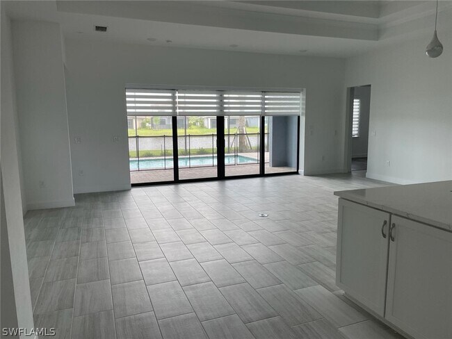 Building Photo - 1856 Terreno Blvd