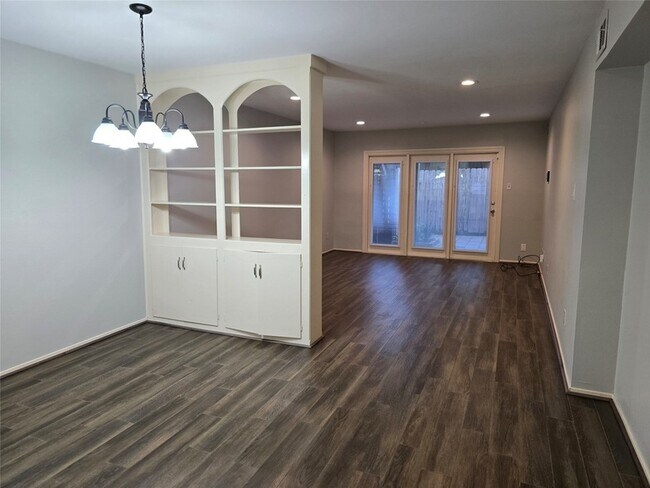 Foto del edificio - 12968 Trail Hollow Dr