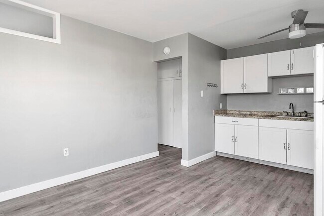 Foto del edificio - 813 9th N Ave