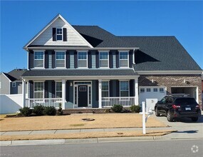 Building Photo - 2145 Bellflower Wy