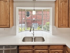 Building Photo - 12414 Logan Mill Dr
