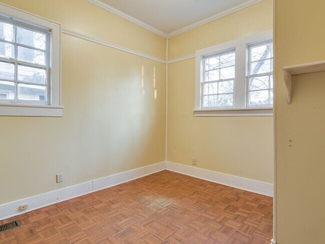 Foto del edificio - 3BR/1B Home in GREAT Midtown Location!!