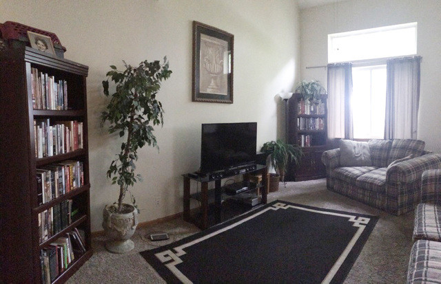 Foto del edificio - 178 Hidden Pond Cir