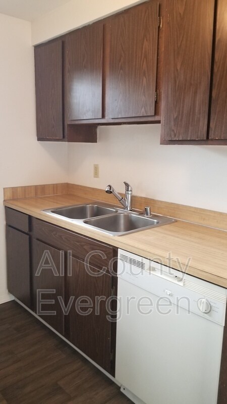 Foto del edificio - 2250 I St NE