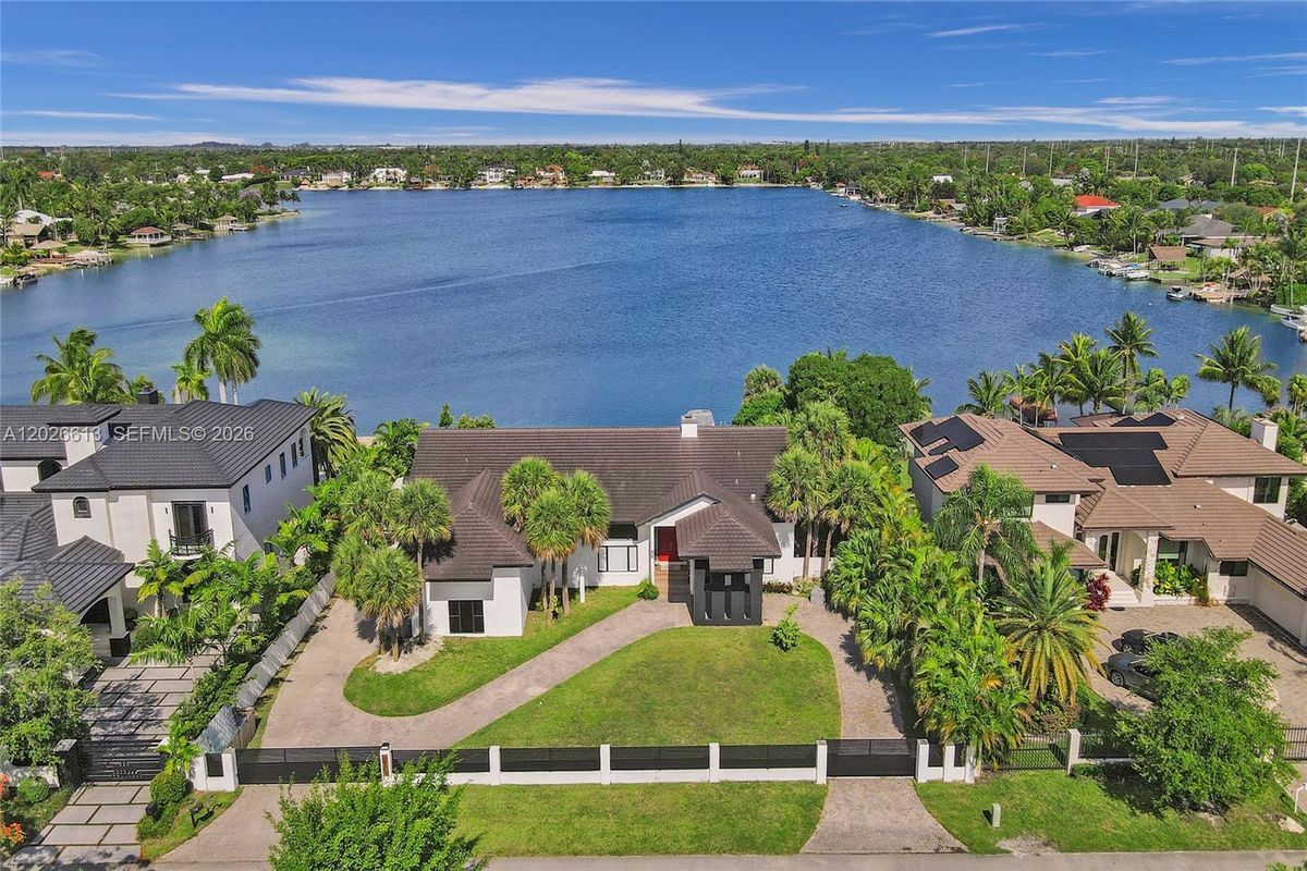 Foto del edificio - 13724 SW 92nd Ct