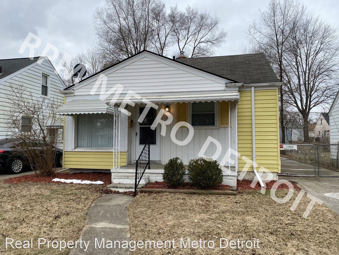 Primary Photo - 3 br, 1 bath House - 17685 Five Points Dr