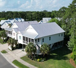 Building Photo - 6005 Shinnwood Rd