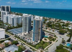 Building Photo - 2715 N Ocean Blvd