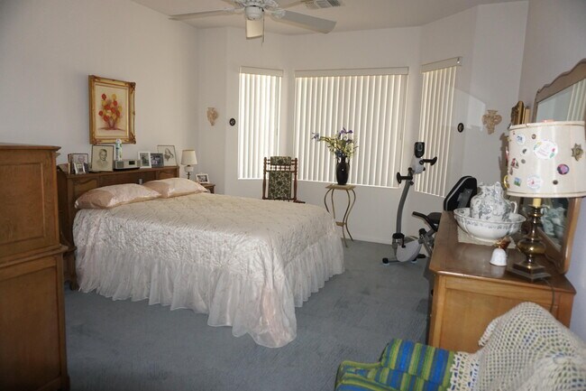 Building Photo - 78984 Spirito Ct
