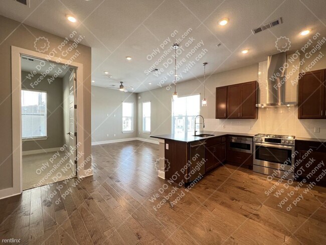 Foto del edificio - 2 br, 1 bath Condo - 4415 Jackson Ave 4205...