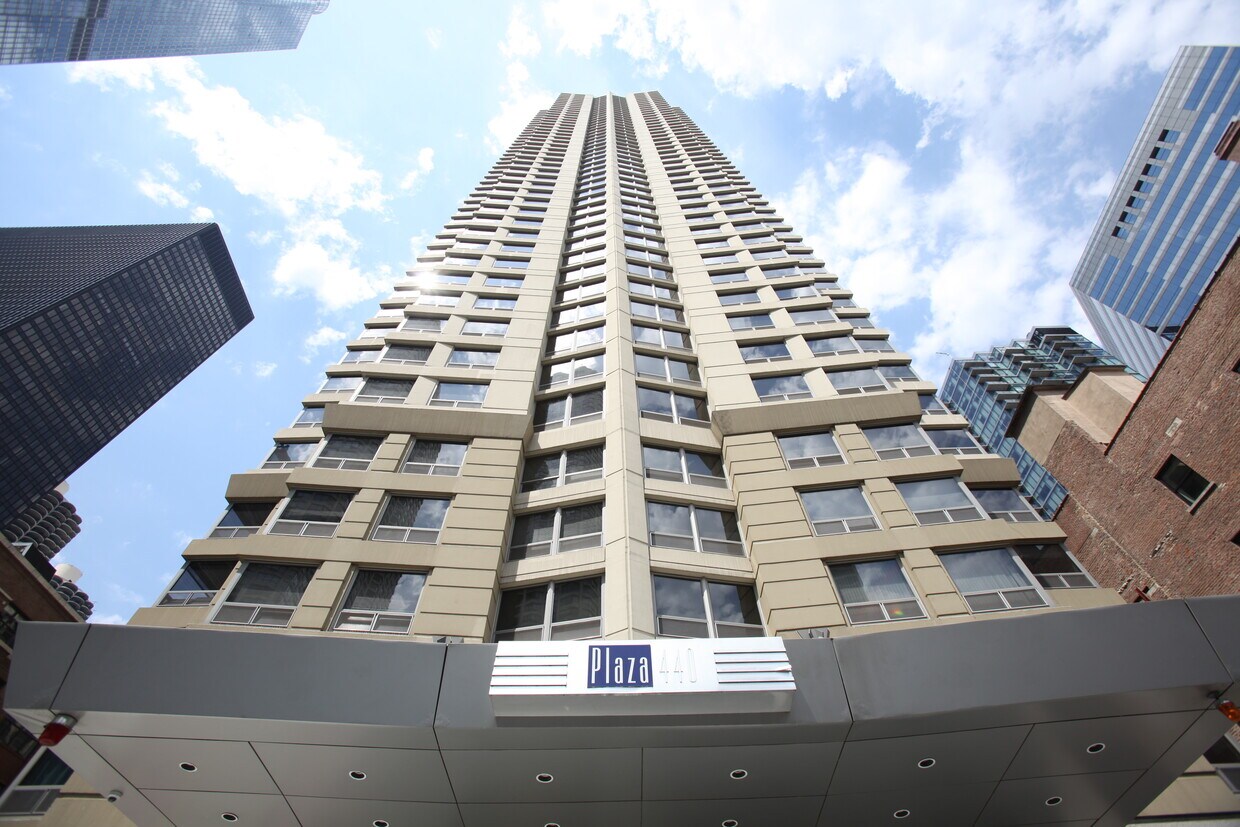 Exterior front - 440 N Wabash Ave
