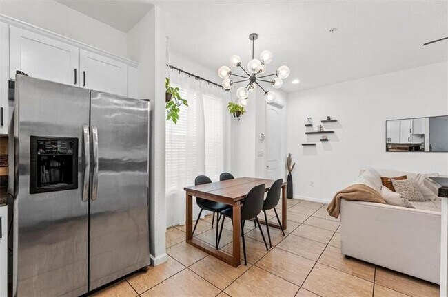 Foto del edificio - 151 SW 7th Ct