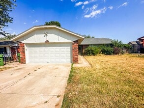 Building Photo - 413 Vickie Dr