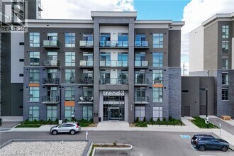 Building Photo - 470 Dundas St E