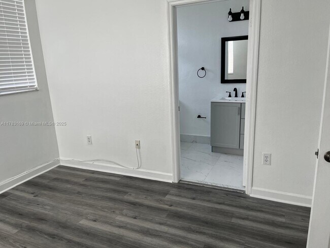 Foto del edificio - 10919 SW 245 ST