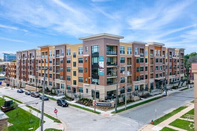 44 Washington - Image 4