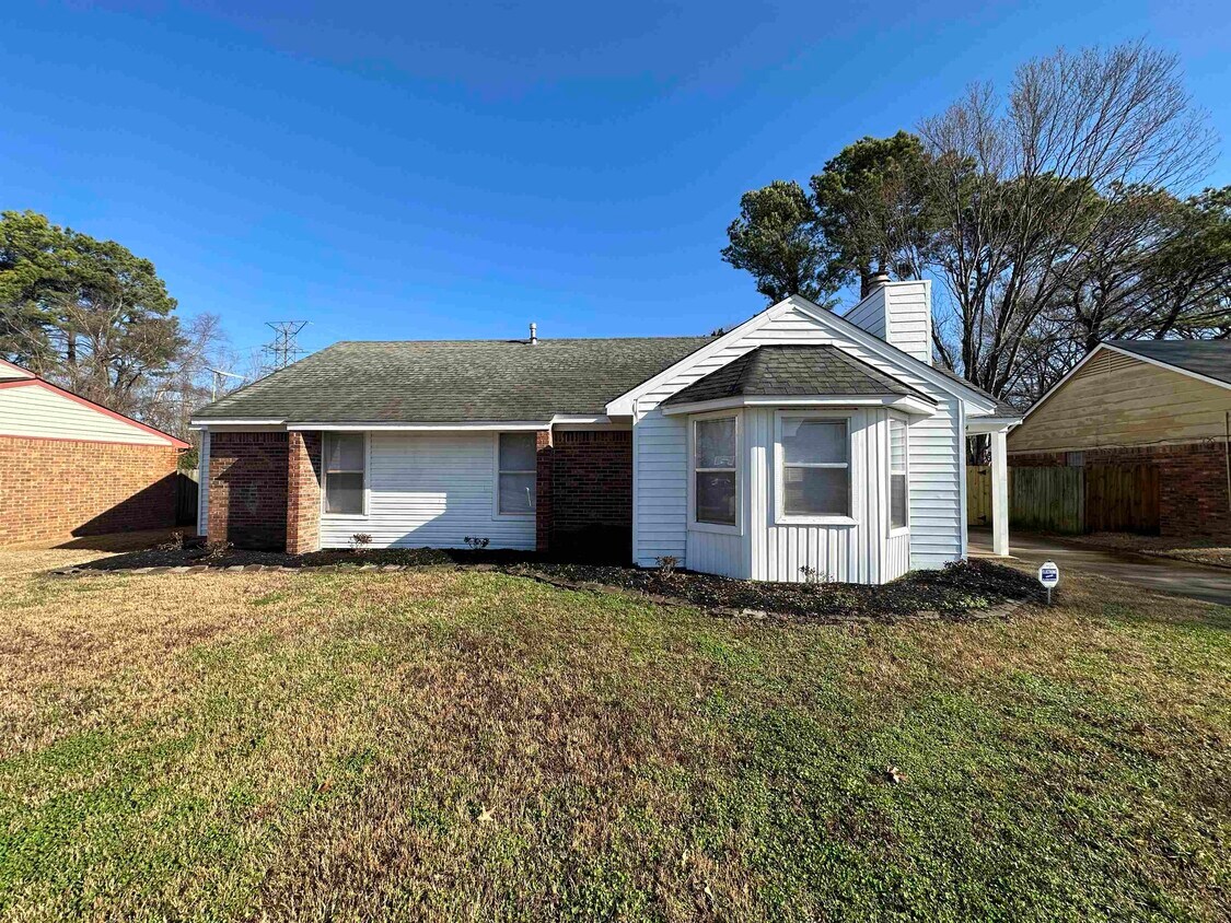 7384 Palgrave Ln, Memphis, TN 38125 House Rental in Memphis, TN