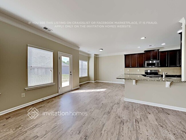 Foto del edificio - 856 Blind Brook Cir