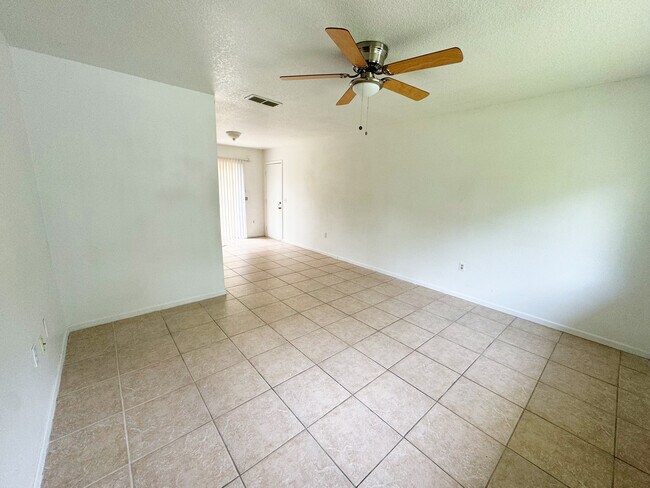Foto del edificio - 1029 Ulysses Ave SE