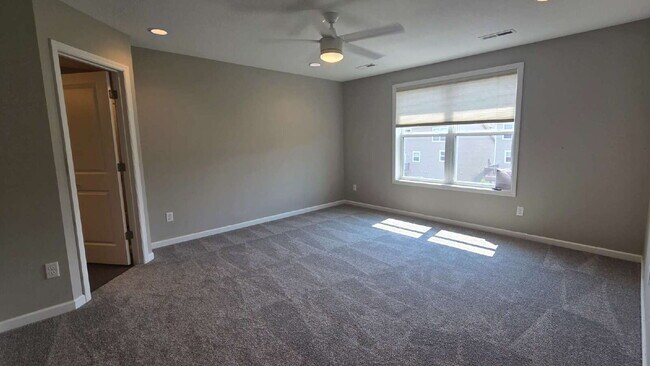 Foto del edificio - New build in New Brighton - 3 bedrooms in Mounds View School District MOVE IN READY